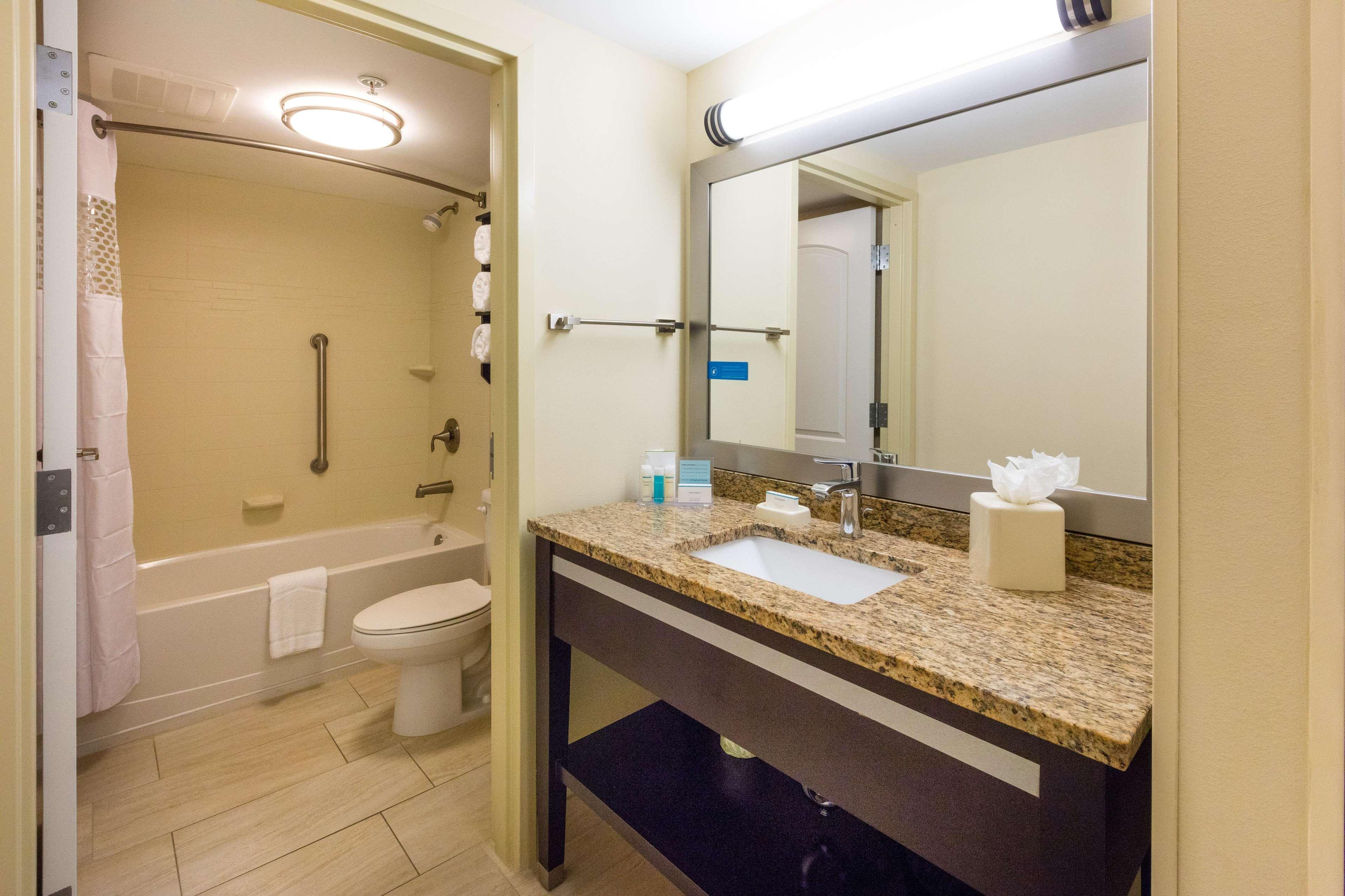Hampton Inn Daytona Beach/Beachfront Экстерьер фото
