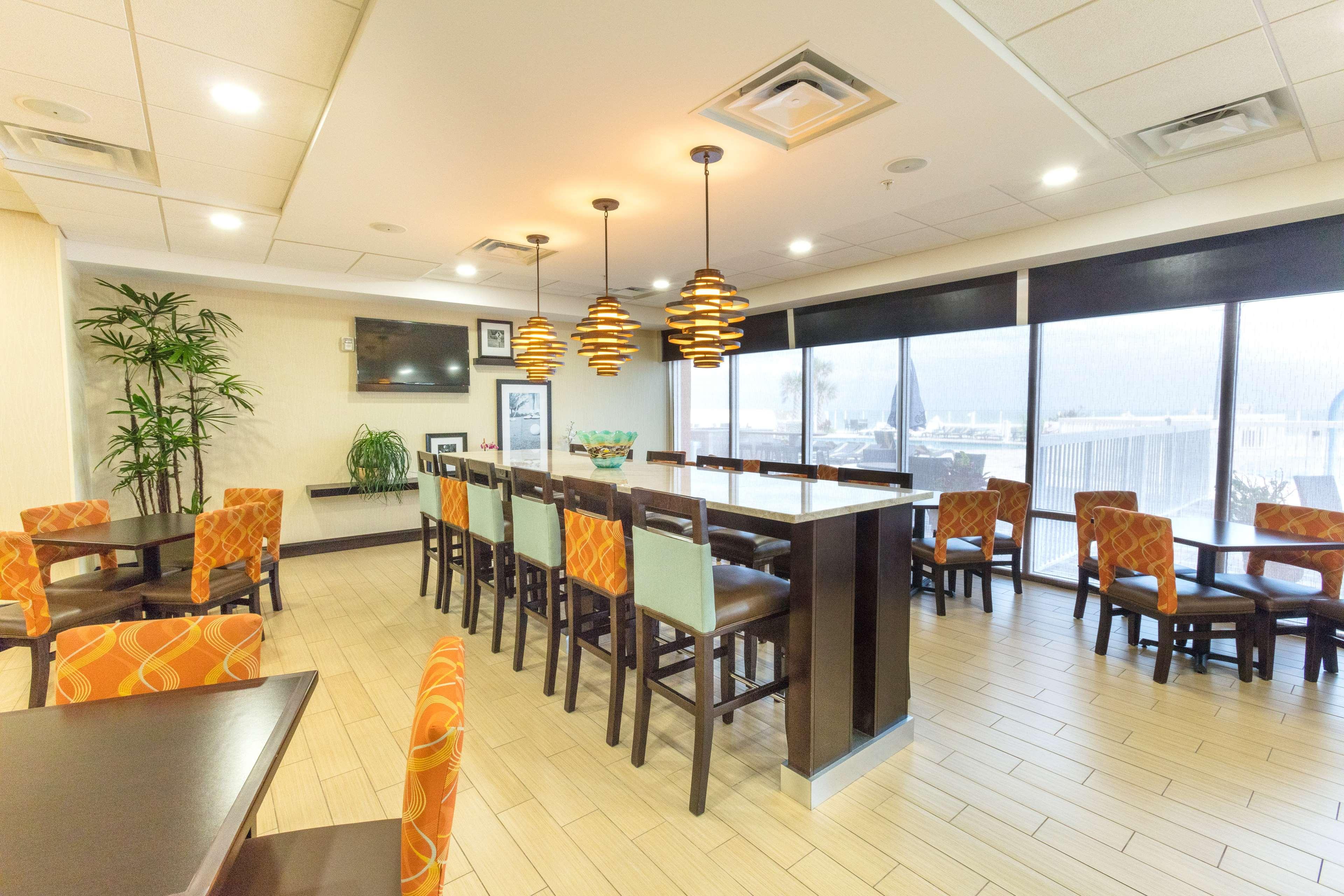 Hampton Inn Daytona Beach/Beachfront Экстерьер фото
