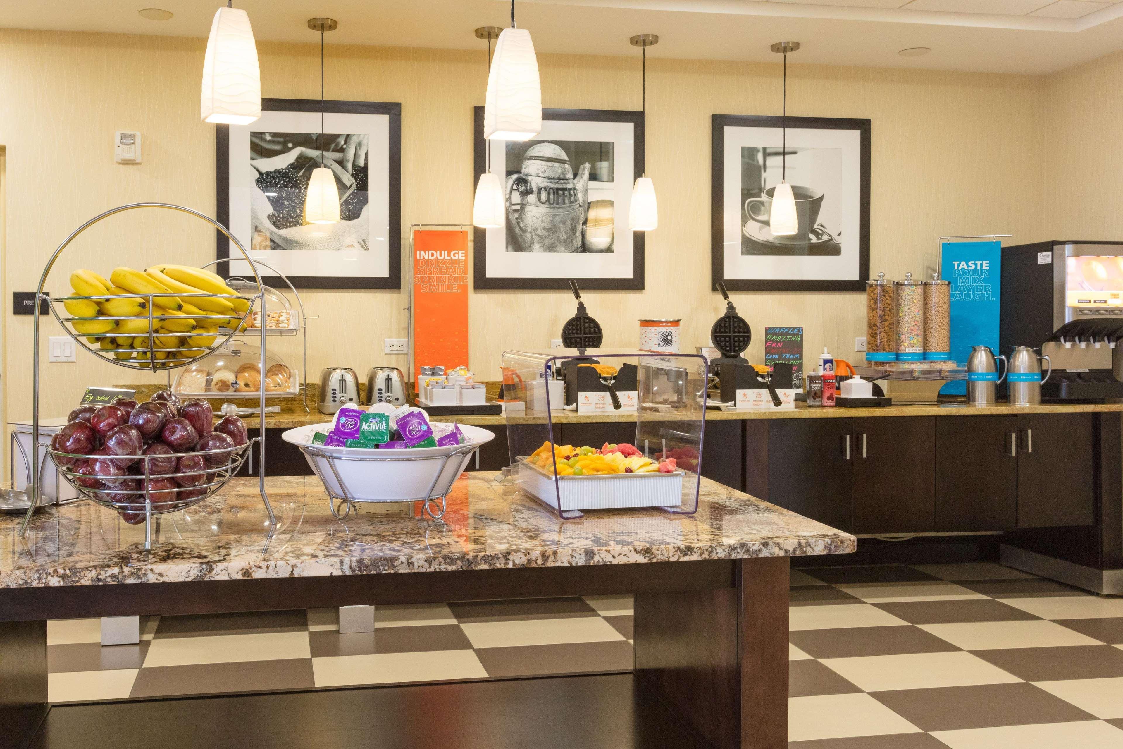 Hampton Inn Daytona Beach/Beachfront Экстерьер фото