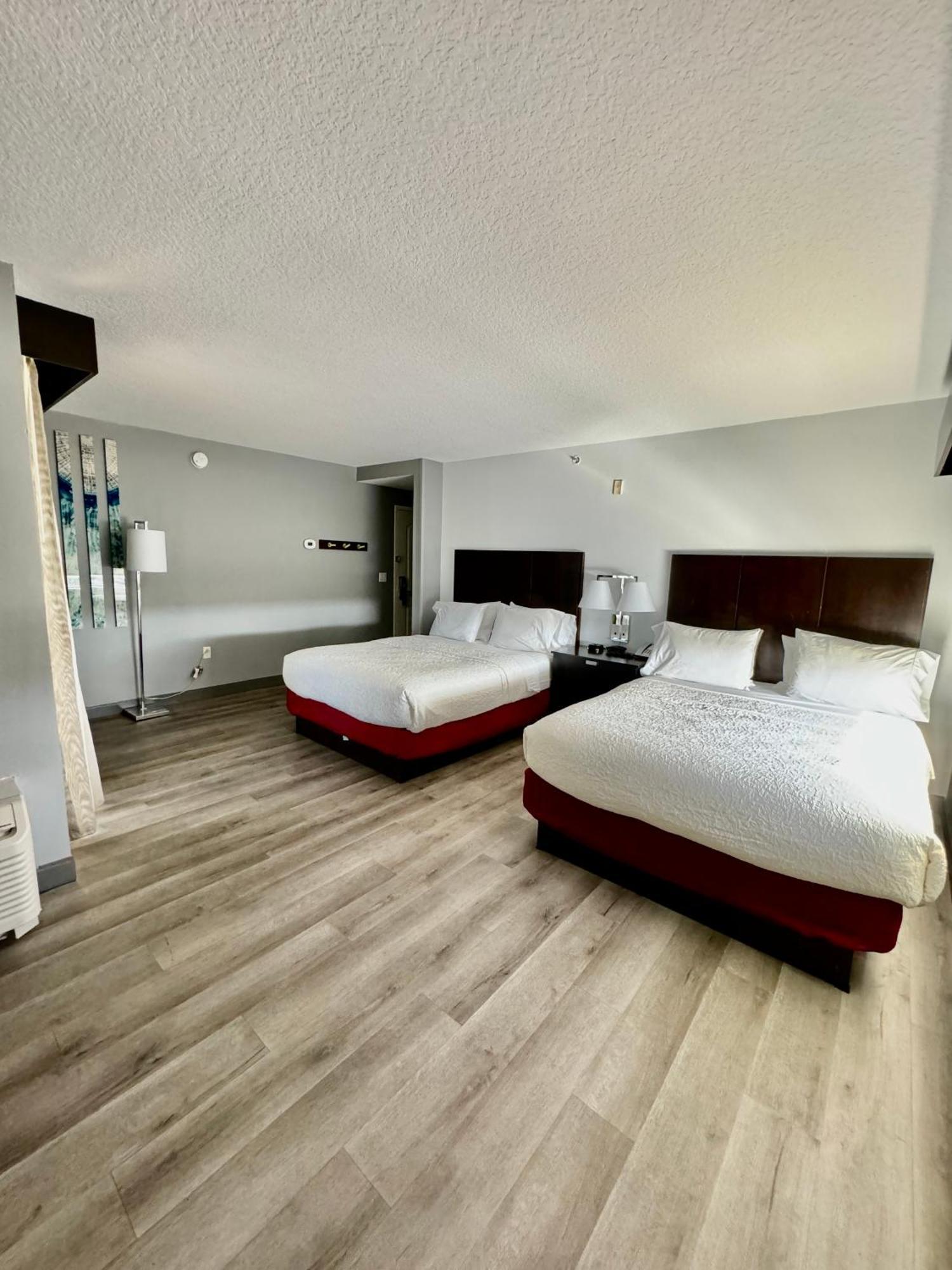 Hampton Inn Daytona Beach/Beachfront Экстерьер фото