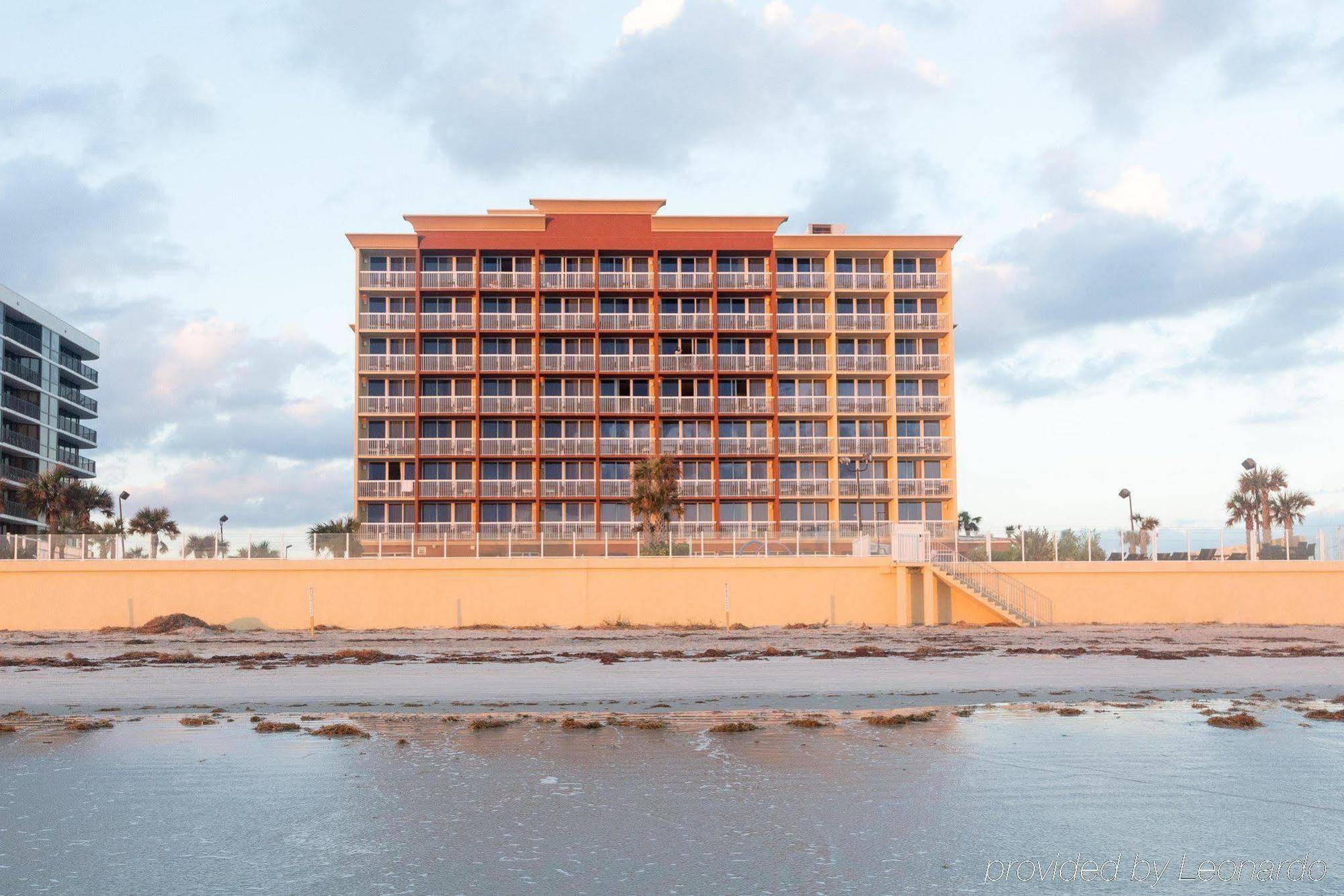 Hampton Inn Daytona Beach/Beachfront Экстерьер фото