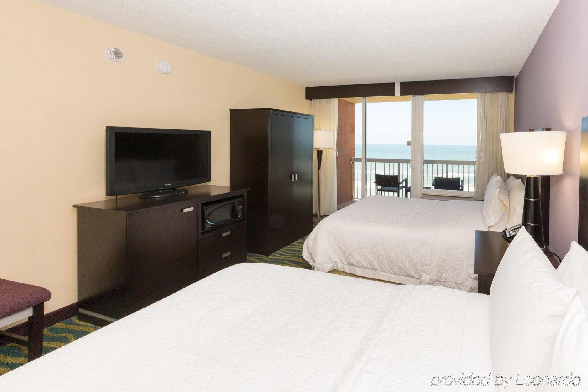 Hampton Inn Daytona Beach/Beachfront Экстерьер фото